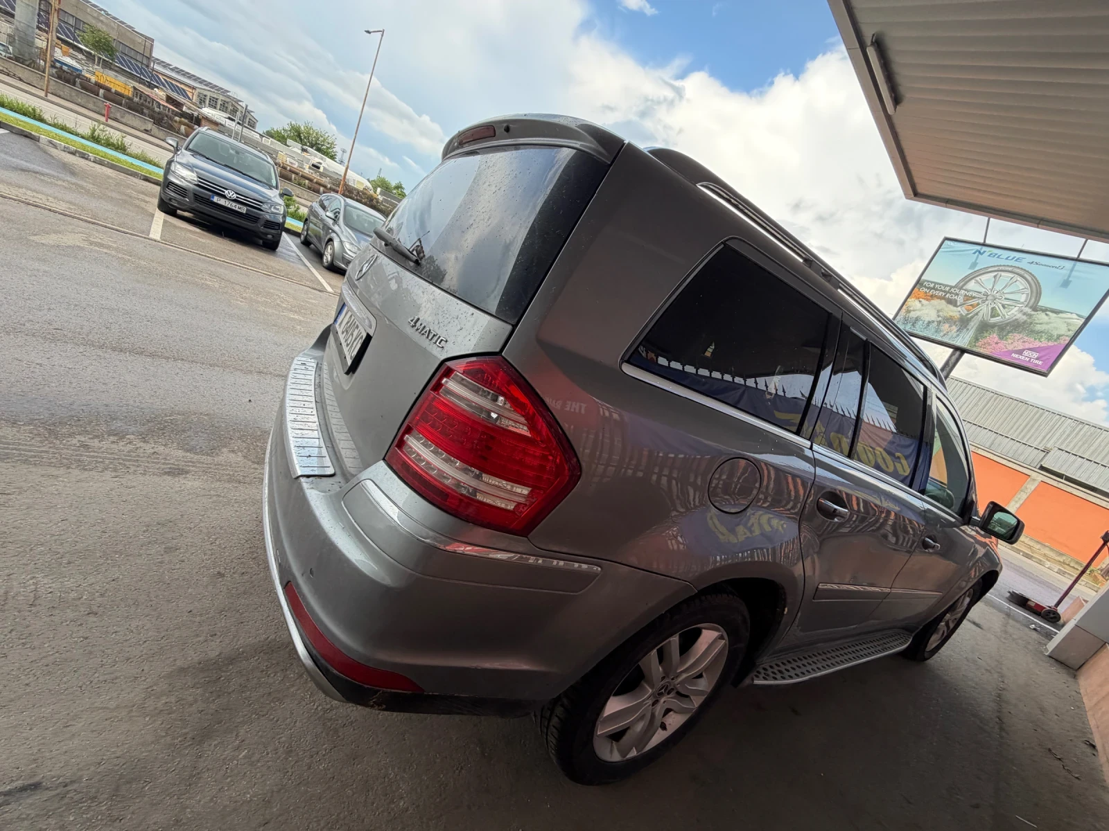 Mercedes-Benz GL 450 ГАЗОВ* ИНЖЕКЦИОН* FACELIFT* V8, снимка 7 - Автомобили и джипове - 54645720
