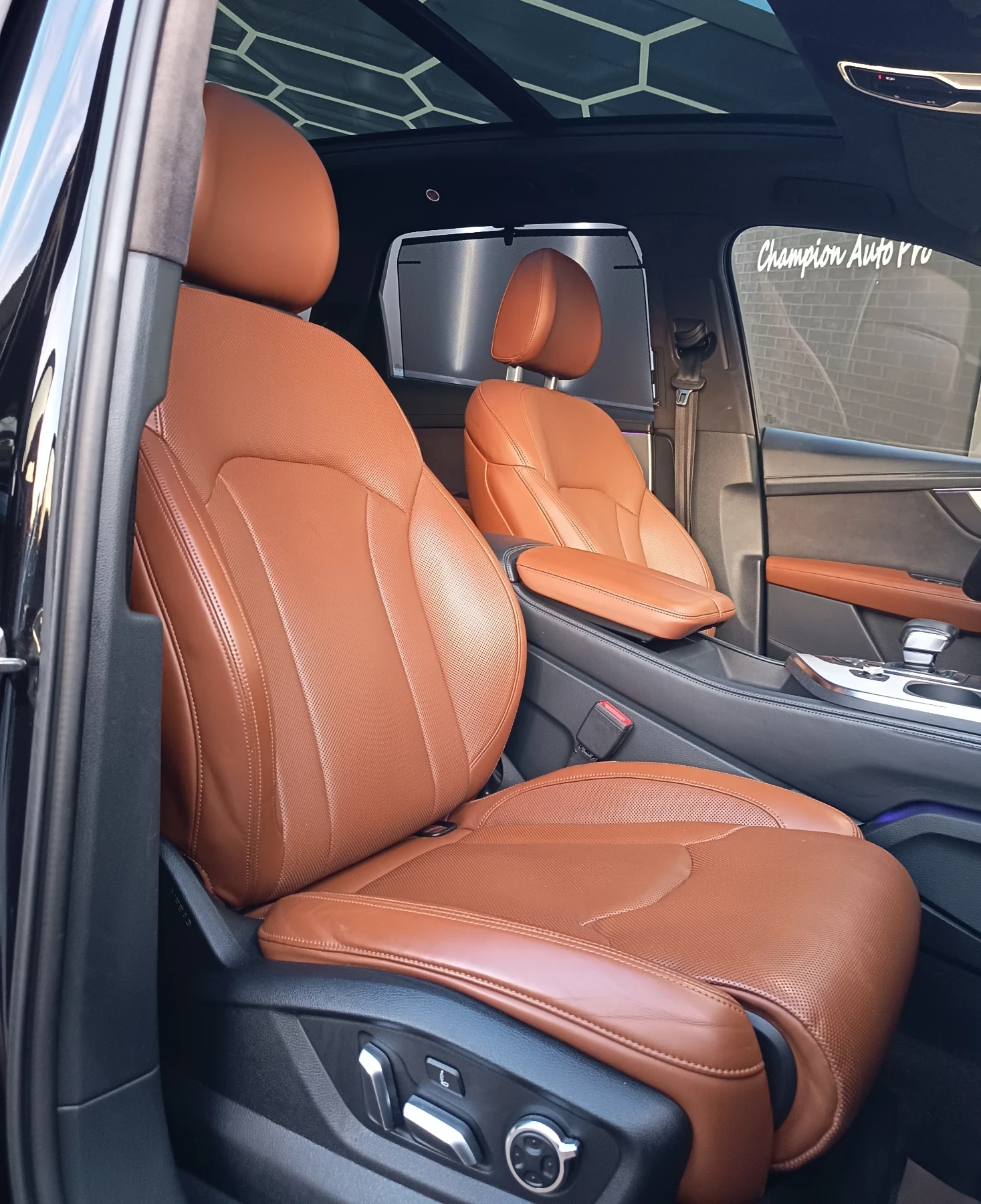 Audi SQ7 Matrix Full, снимка 11 - Автомобили и джипове - 55077859