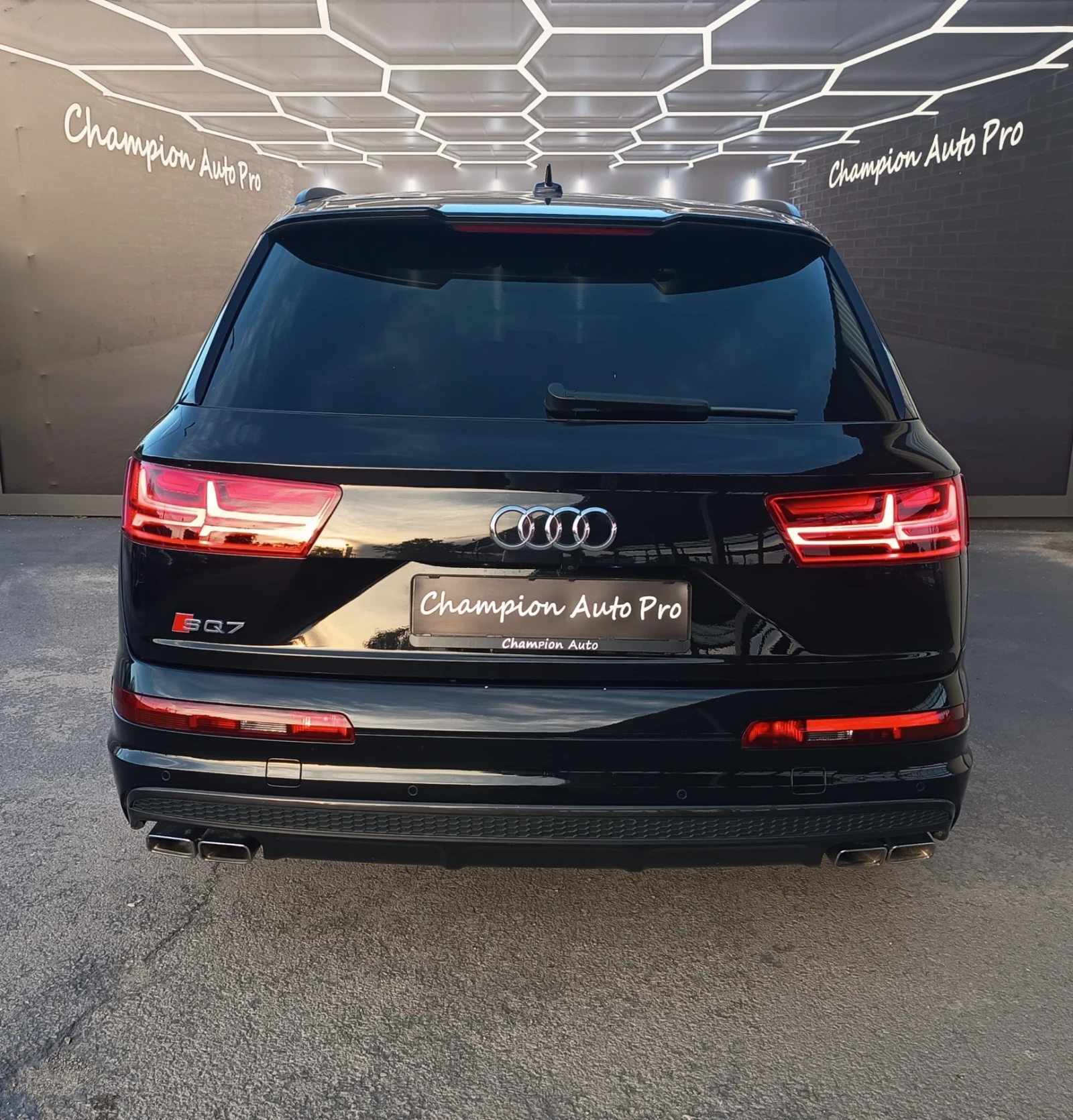 Audi SQ7 Matrix Full, снимка 5 - Автомобили и джипове - 55077859