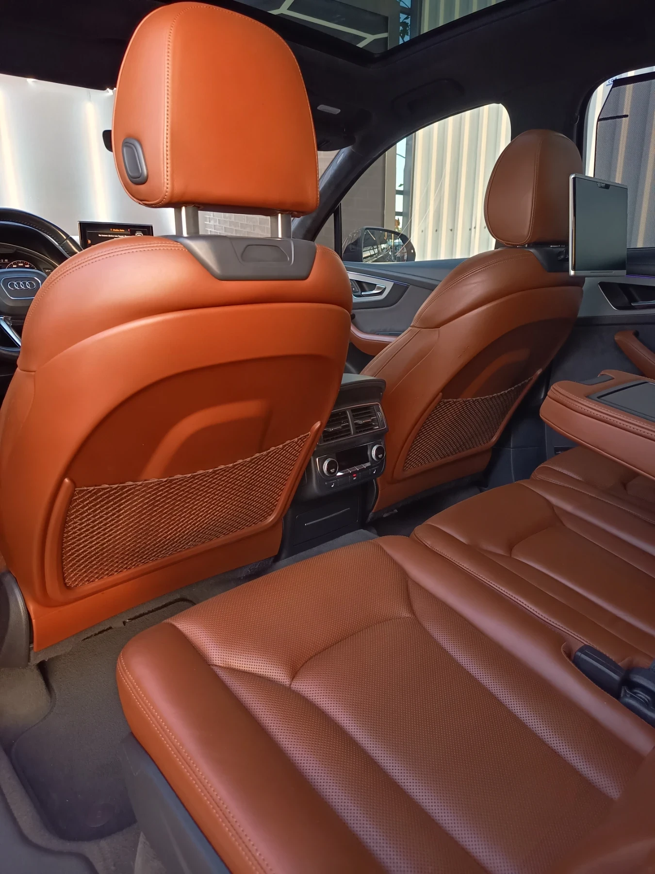 Audi SQ7 Matrix Full, снимка 12 - Автомобили и джипове - 55077859