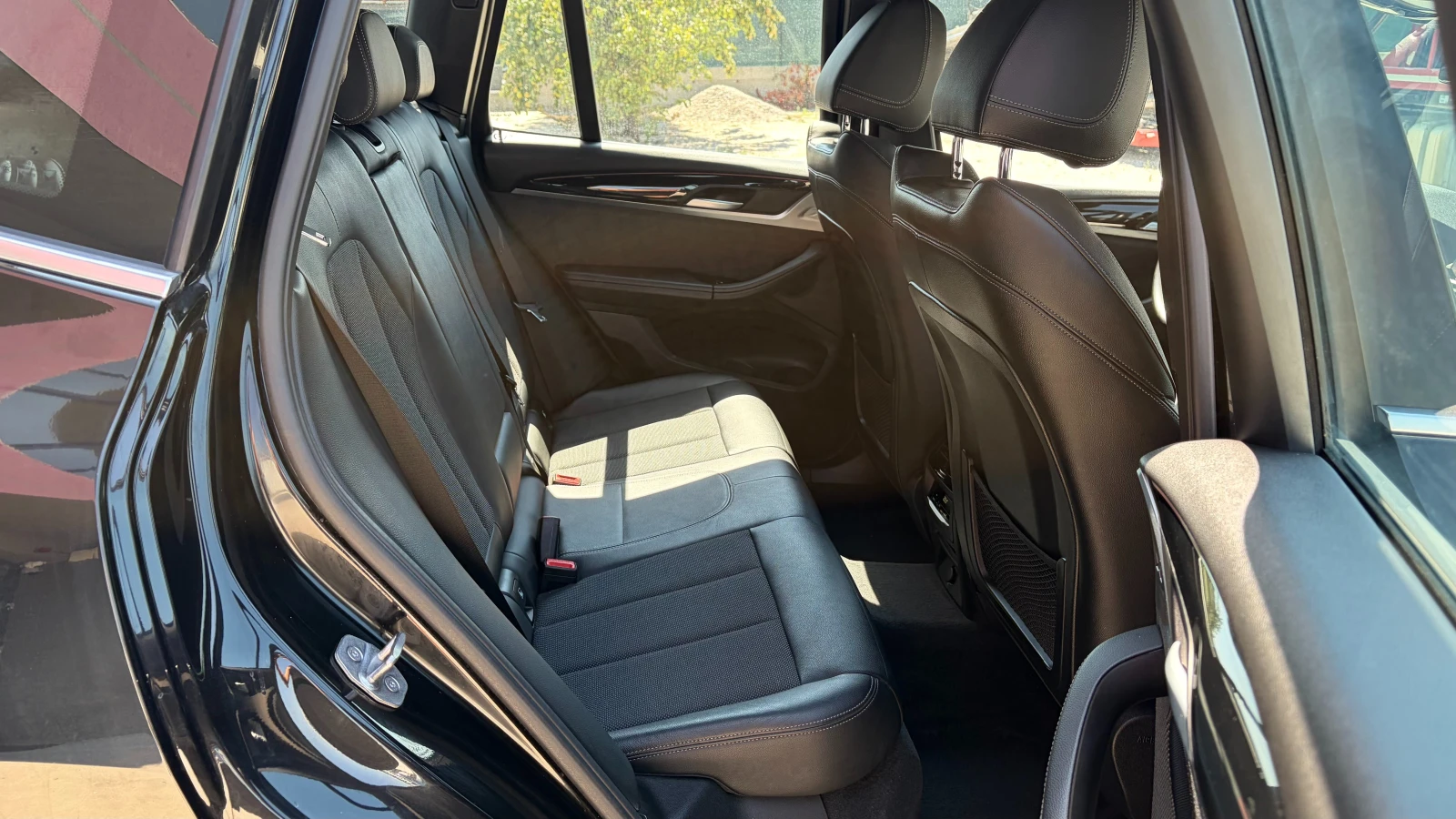BMW X3 2.0d XDrive, снимка 11 - Автомобили и джипове - 55749293