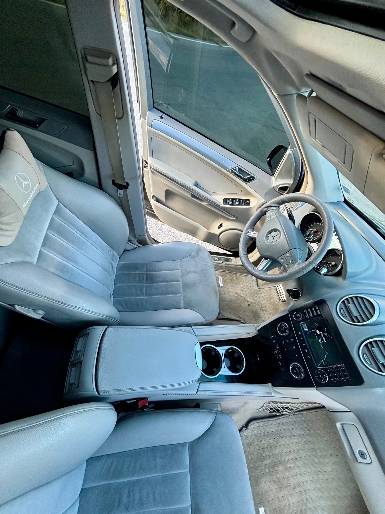 Mercedes-Benz ML 320, снимка 14 - Автомобили и джипове - 56119800