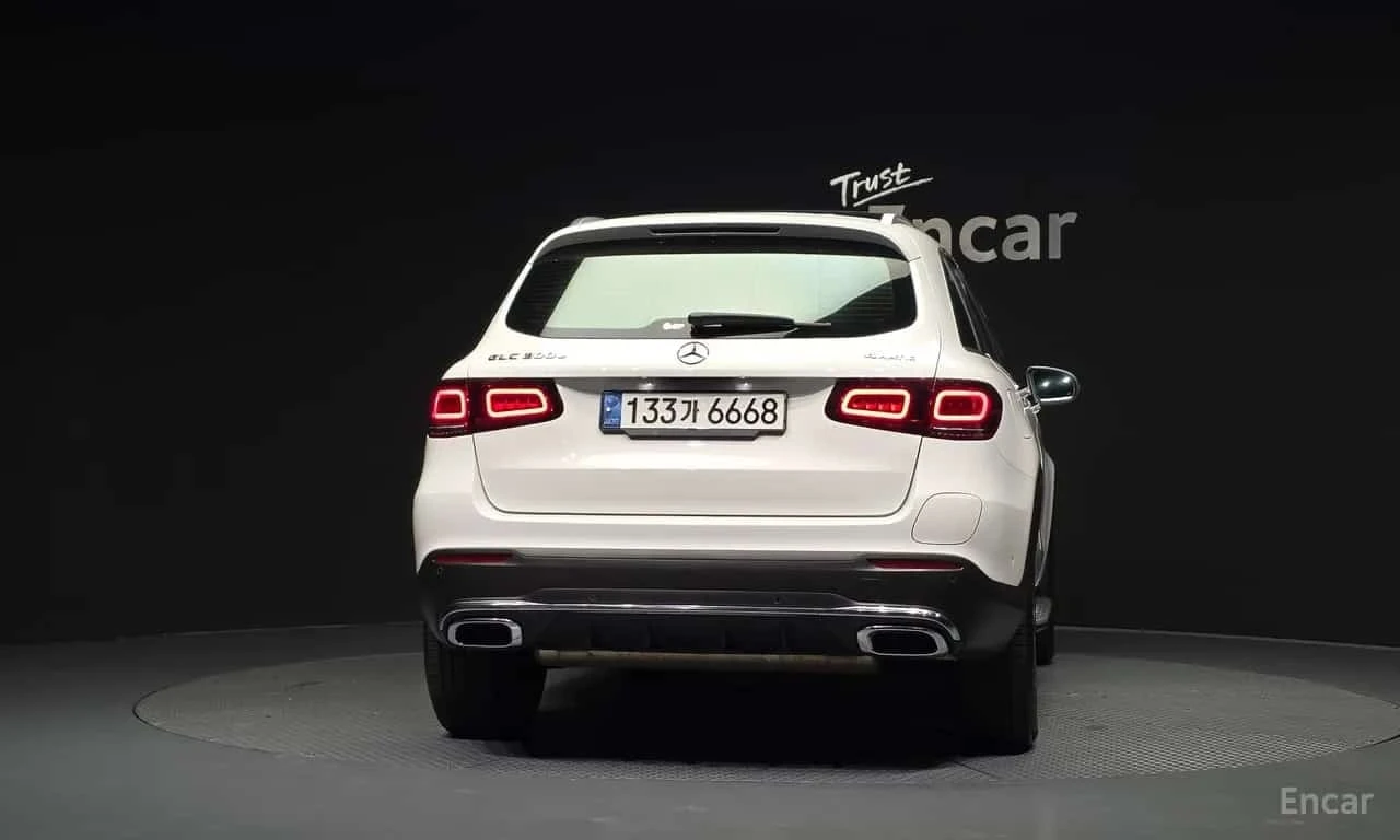 Mercedes-Benz GLC * GLC300e 4MATIC *  | Mobile.bg � ����������� 4