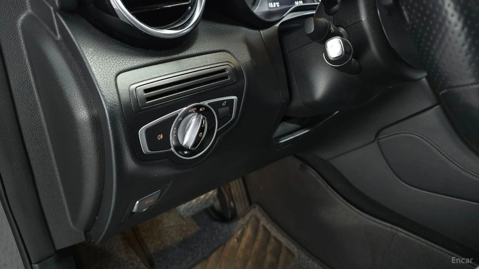 Mercedes-Benz GLC 220, снимка 16 - Автомобили и джипове - 56726945