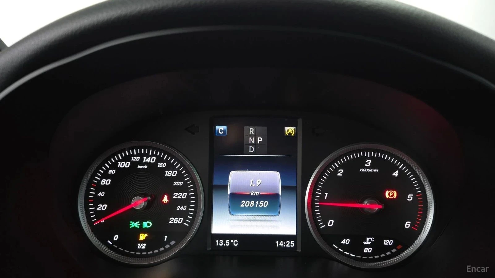 Mercedes-Benz GLC 220, снимка 8 - Автомобили и джипове - 56726945