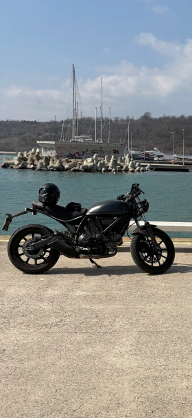 ����� �� �������� �� Ducati Ducati Scrambler
