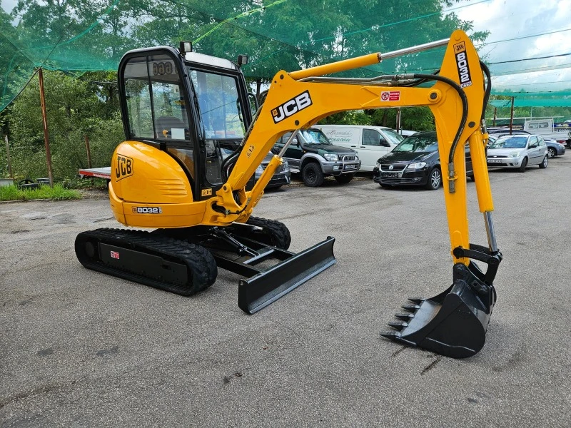 Багер JCB 8032-ZTS, снимка 4 - Индустриална техника - 46398462