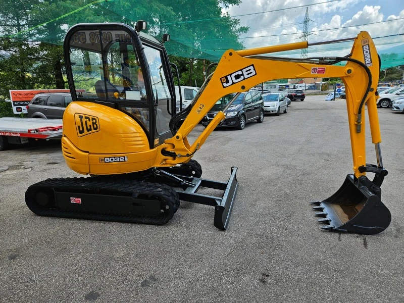 Багер JCB 8032-ZTS, снимка 5 - Индустриална техника - 46398462