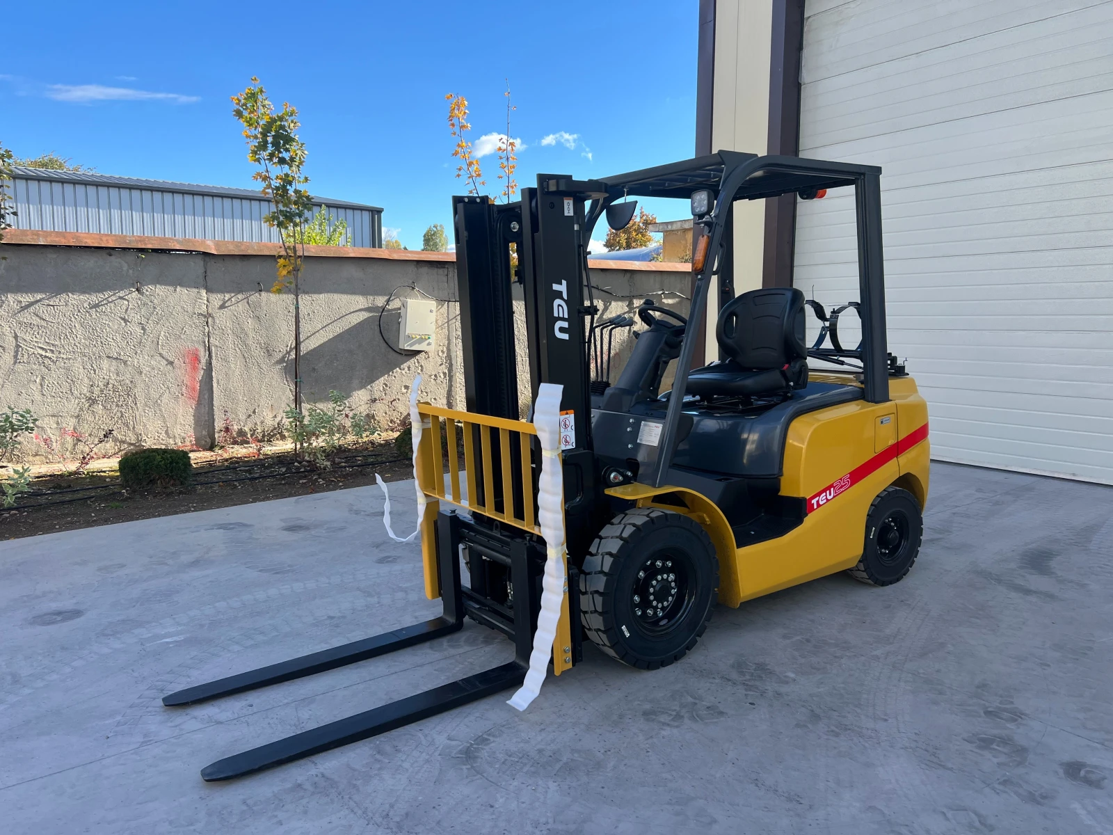  TCM  | NISSAN K25 / | Mobile.bg   1