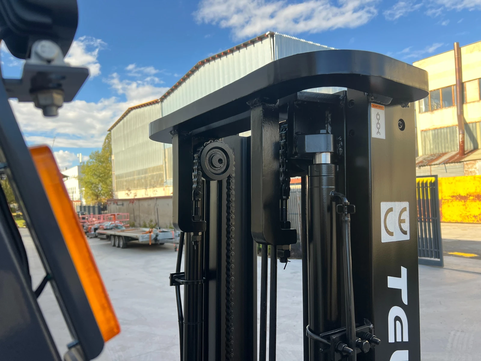  TCM  | NISSAN K25 / | Mobile.bg   7