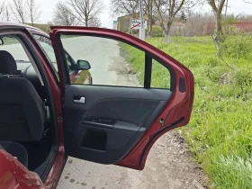 Ford Mondeo Ghia 2.0 16V, снимка 13