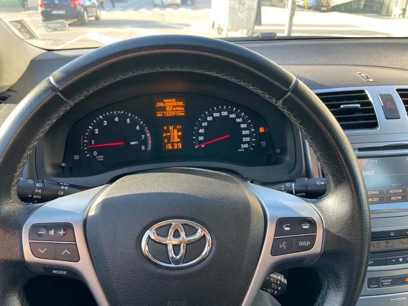 Toyota Avensis 1.8 T27 , снимка 16 - Автомобили и джипове - 47729923