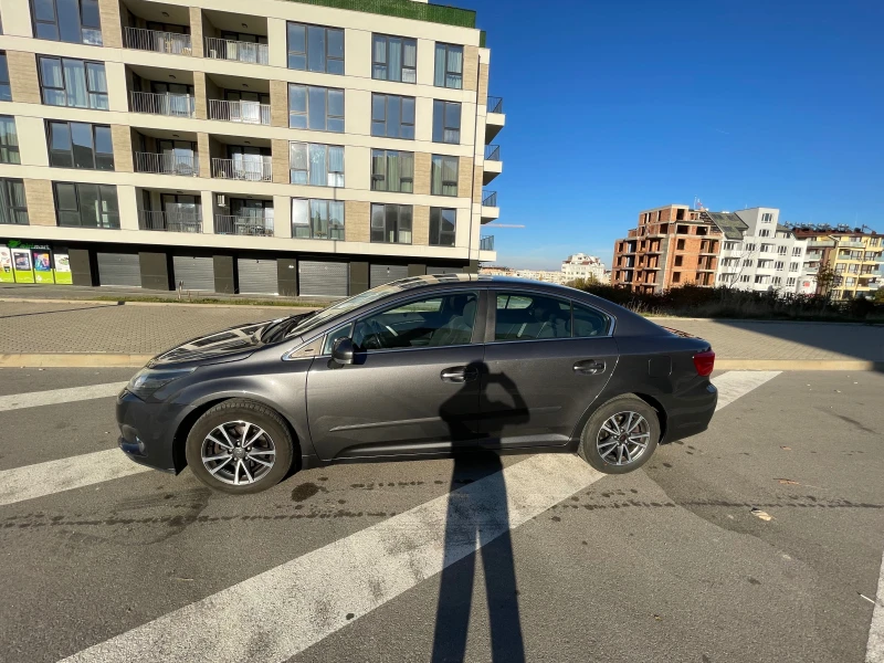 Toyota Avensis 1.8 T27 , снимка 2 - Автомобили и джипове - 47729923