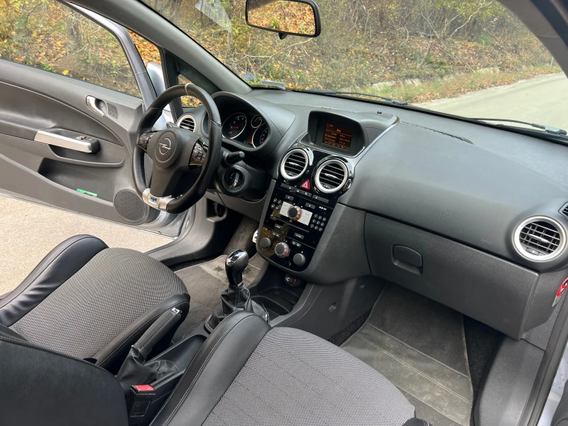 Opel Corsa OPC, снимка 12 - Автомобили и джипове - 47991929