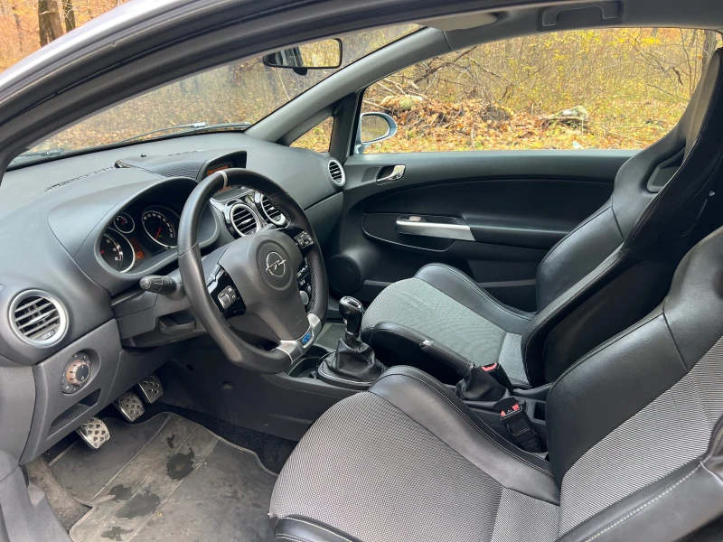 Opel Corsa OPC, снимка 9 - Автомобили и джипове - 47991929