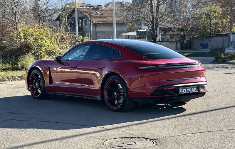 Porsche Taycan TURBO/ SPORT DESIGN/ PSCB/ BOSE/ PANO/ MATRIX/ 360, снимка 4 - Автомобили и джипове - 48013202