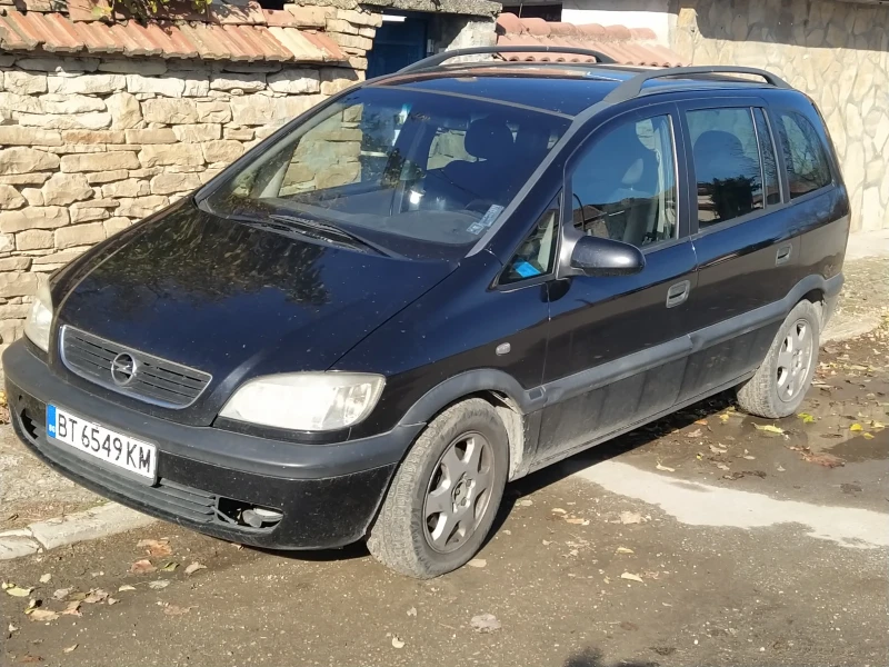 Opel Zafira, снимка 1 - Автомобили и джипове - 48085885