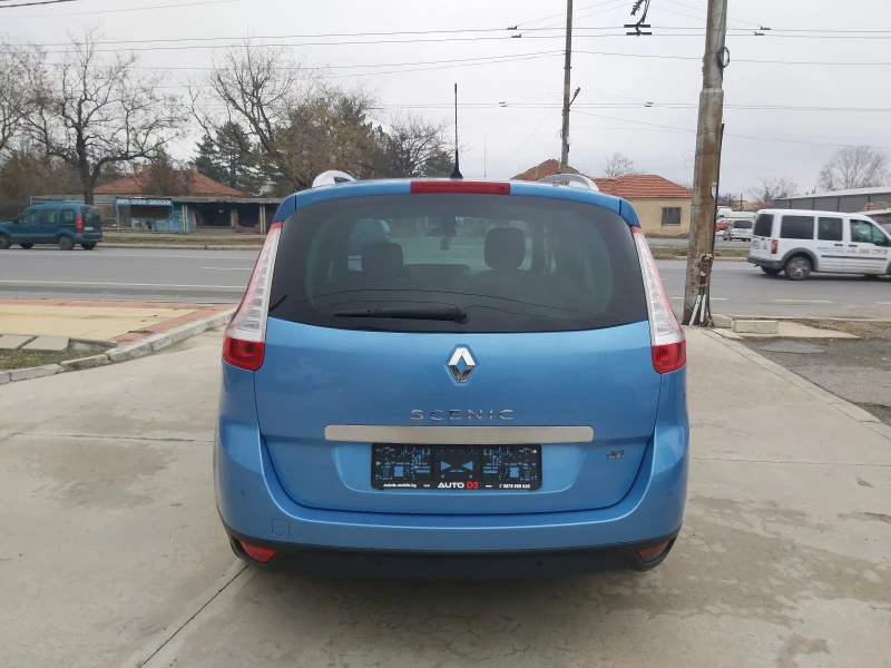 Renault Scenic, снимка 6 - Автомобили и джипове - 48443032