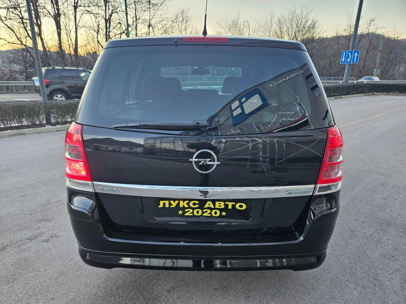 Opel Zafira 1.7 125к.с НАВИ КОЖА КАМЕРА, снимка 5 - Автомобили и джипове - 48719328