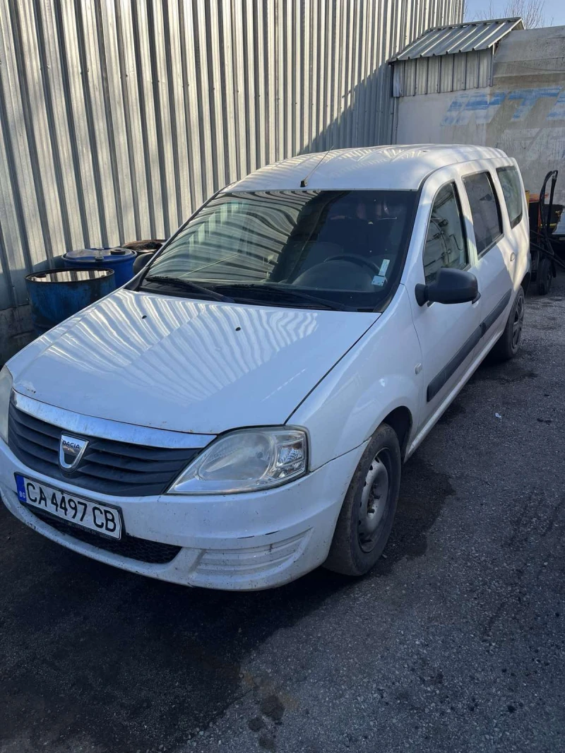 Dacia Logan, снимка 2 - Автомобили и джипове - 48908289