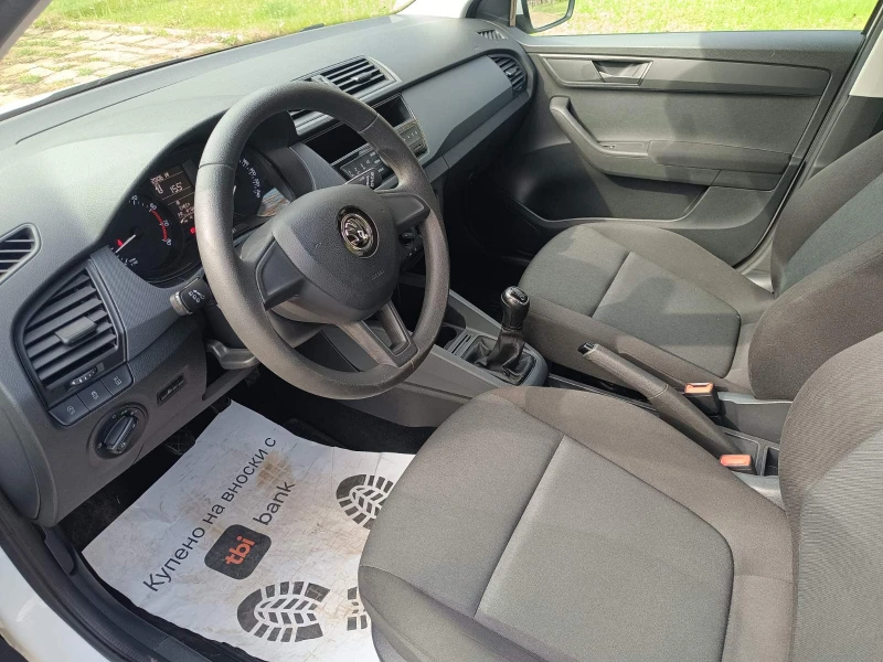 Skoda Fabia 2018г./Отлично състояние, снимка 12 - Автомобили и джипове - 48992618