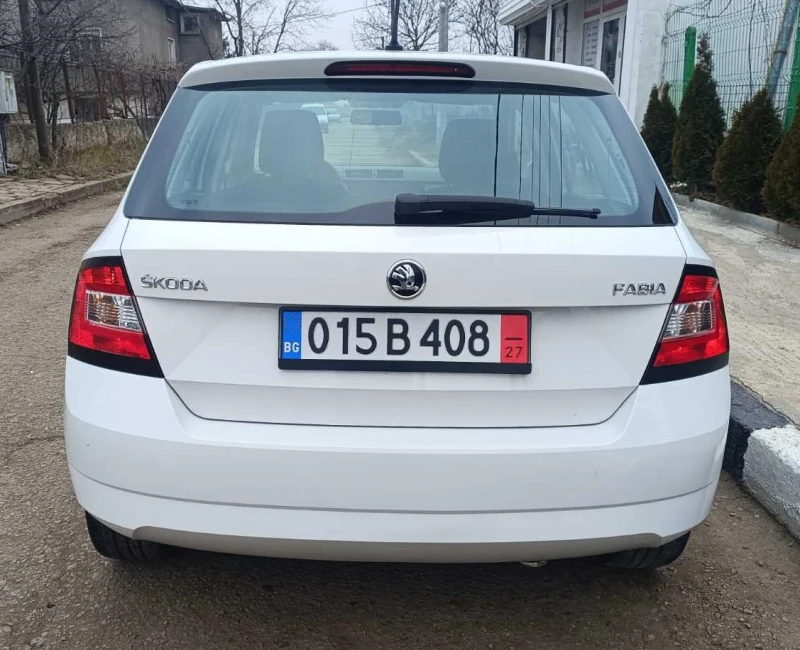 Skoda Fabia 2018г./Отлично състояние, снимка 7 - Автомобили и джипове - 48992618