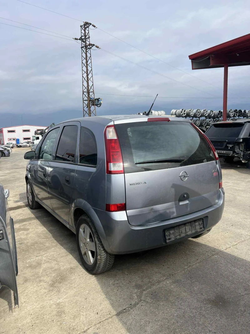 Opel Meriva 1.7дизел 75кс., снимка 3 - Автомобили и джипове - 52133115