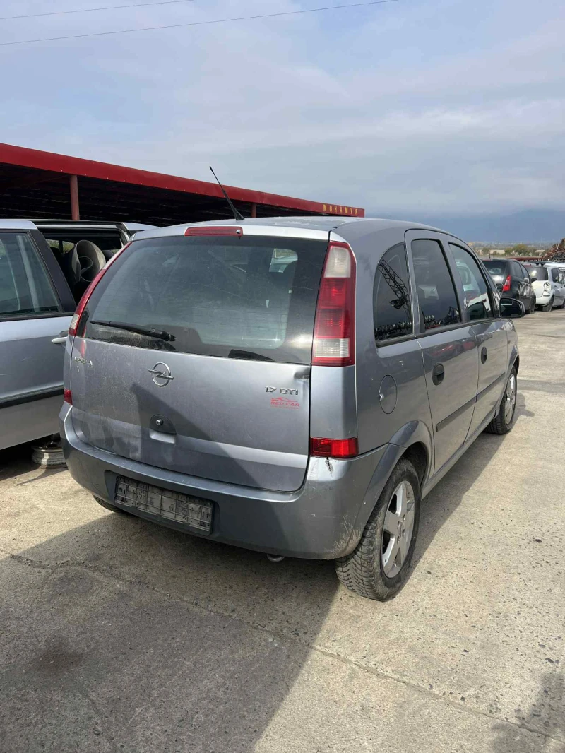Opel Meriva 1.7дизел 75кс., снимка 4 - Автомобили и джипове - 52133115