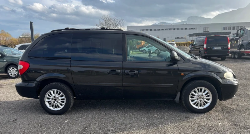 Chrysler Voyager 86000км 2.8 CRD, снимка 7 - Автомобили и джипове - 52529936