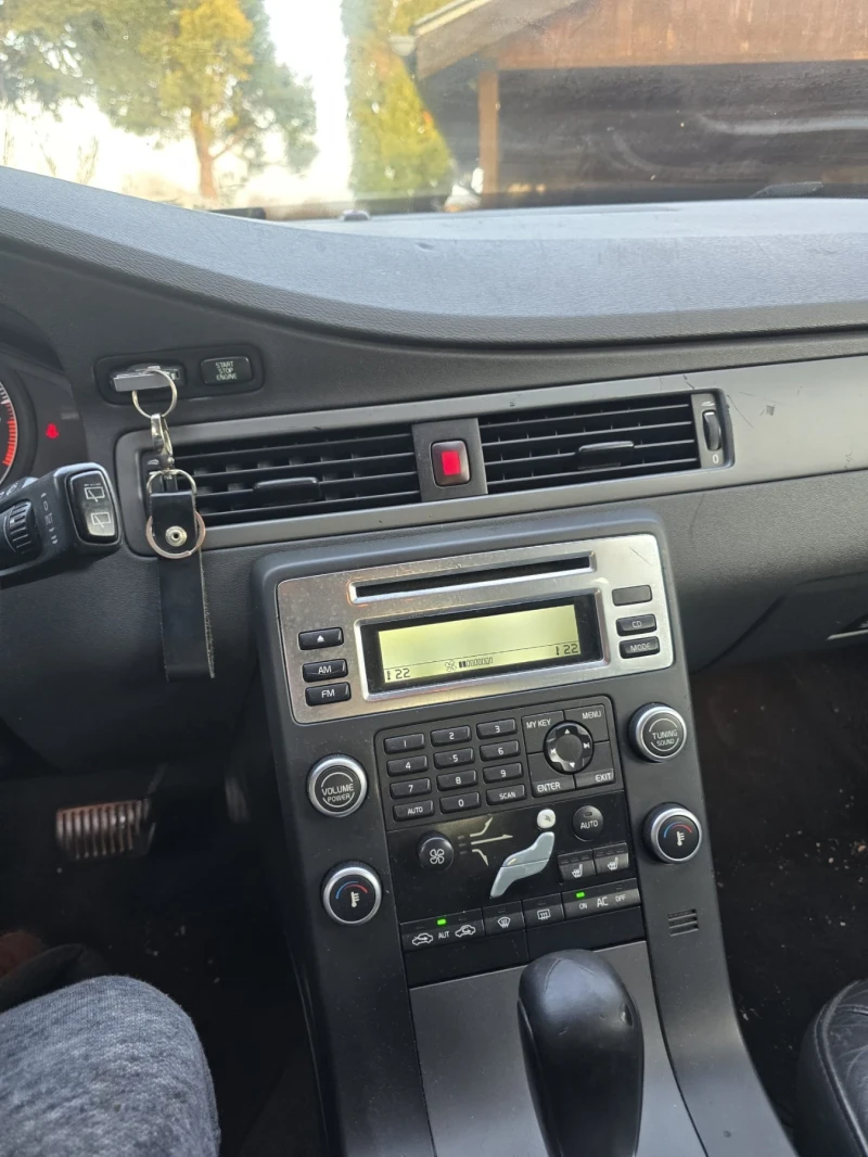 Volvo V70 2.5 FT Продавам или заменям, снимка 6 - Автомобили и джипове - 52848003