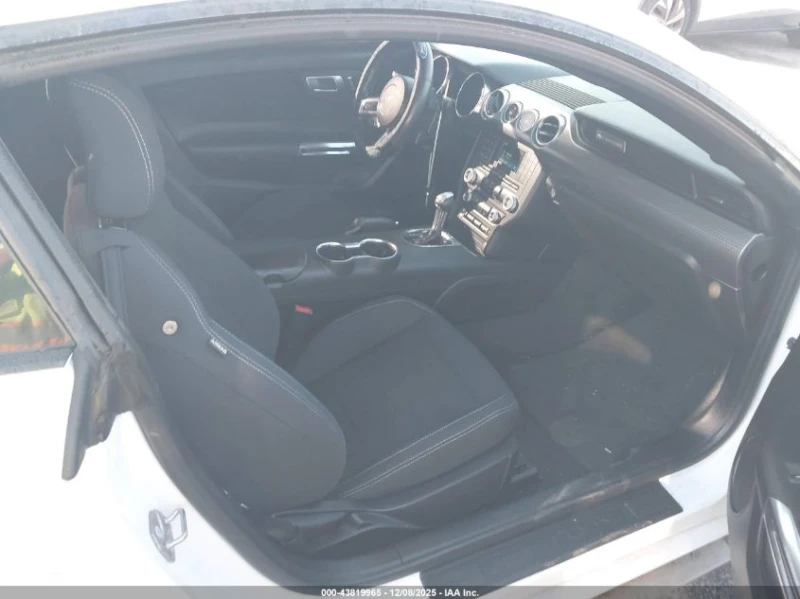 Ford Mustang 2.3L I-4 DI, DOHC, VVT, TURBO, 310HP Rear Wheel, снимка 10 - Автомобили и джипове - 53042589
