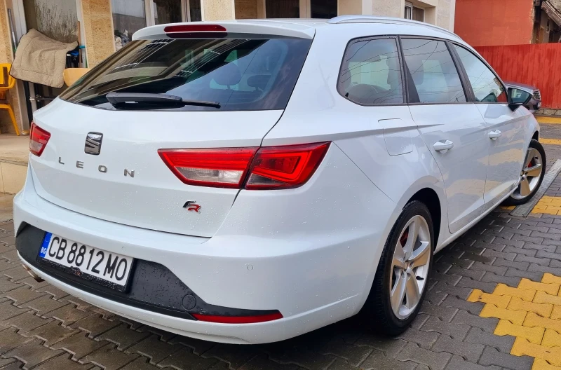 Seat Leon 2.0TDI 150HP 7-DSG            АВТОМАТ FR-LINE TOП, снимка 4 - Автомобили и джипове - 53283672