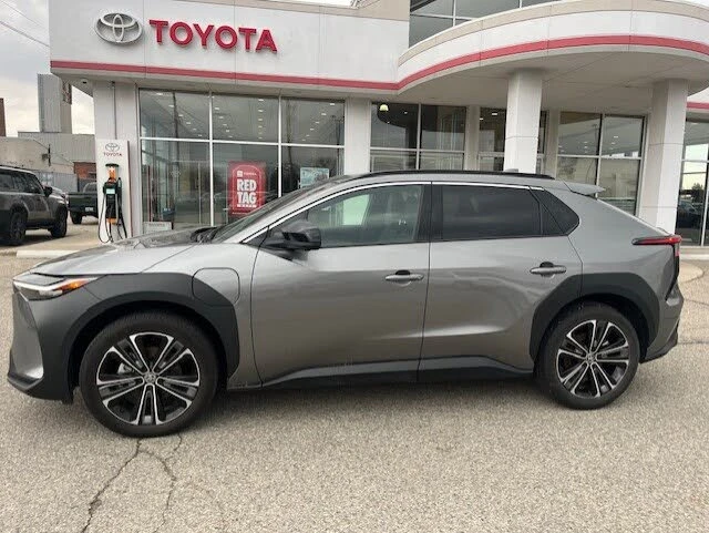 Toyota bZ4X XLE AWD, снимка 4 - Автомобили и джипове - 54330103