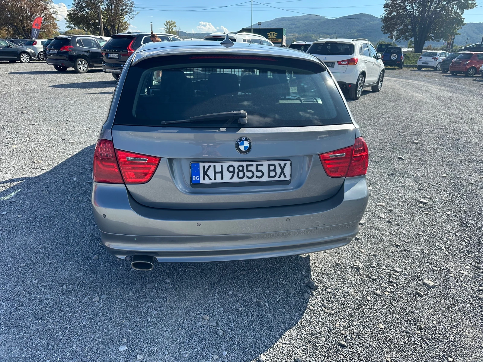 BMW 320 320d - изображение 5