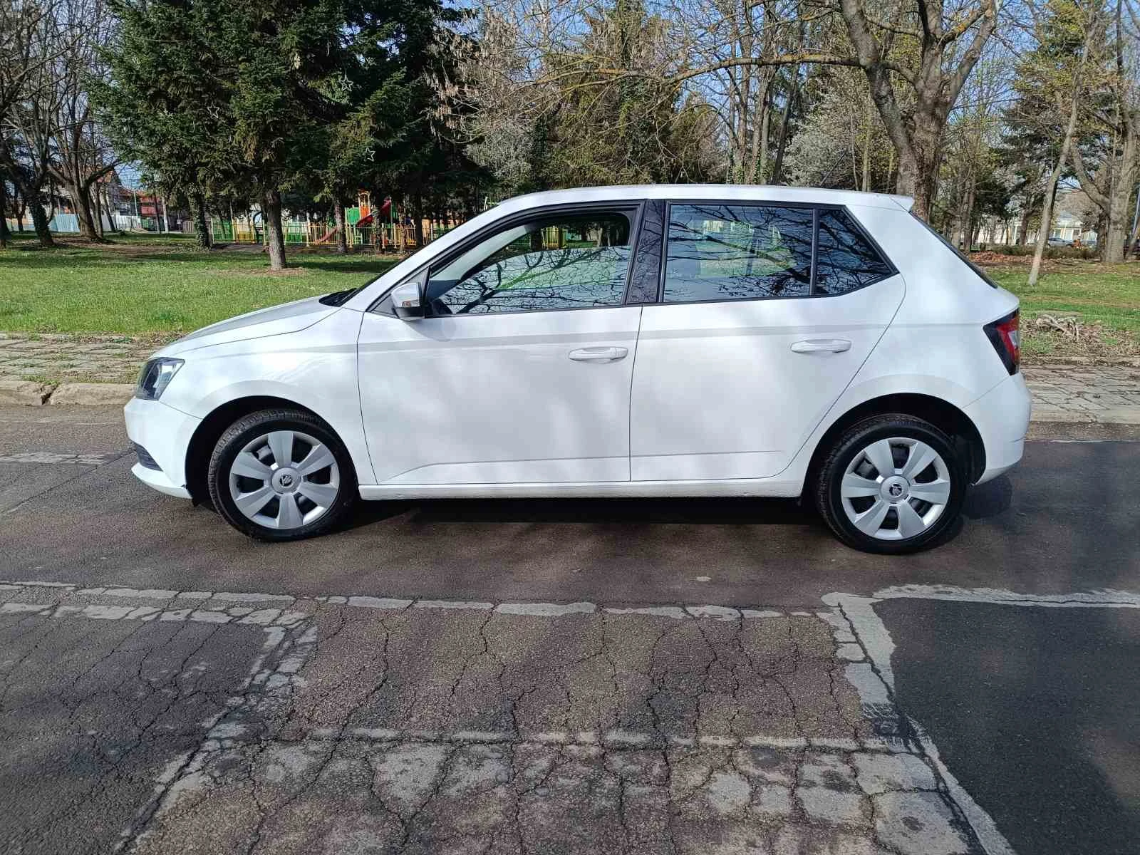 Skoda Fabia 2018г./Отлично състояние - изображение 8