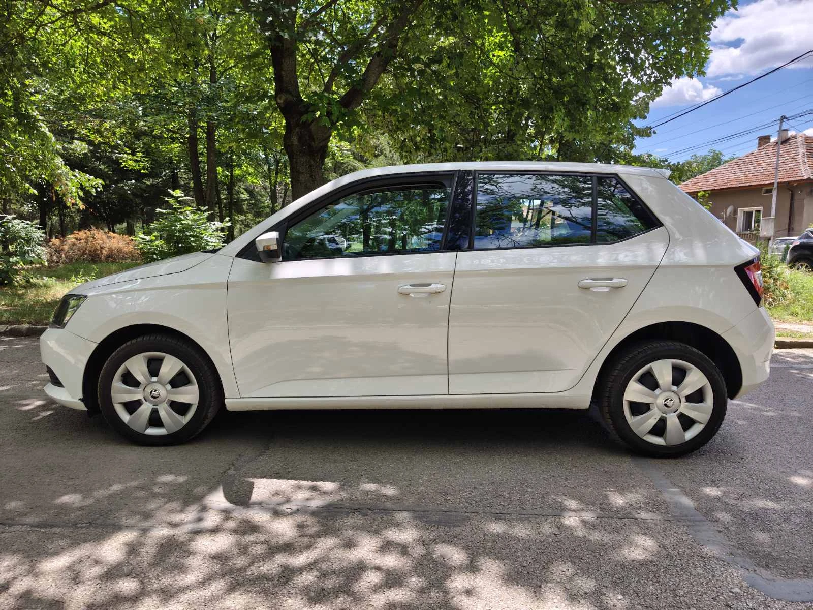 Skoda Fabia 2018г., снимка 7 - Автомобили и джипове - 48992618