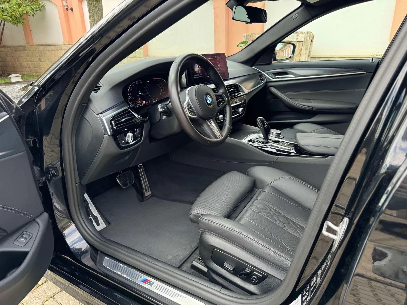 BMW 540 d/XD/Mpack/ActiveSoundExhaust/Distronic/Top - изображение 8