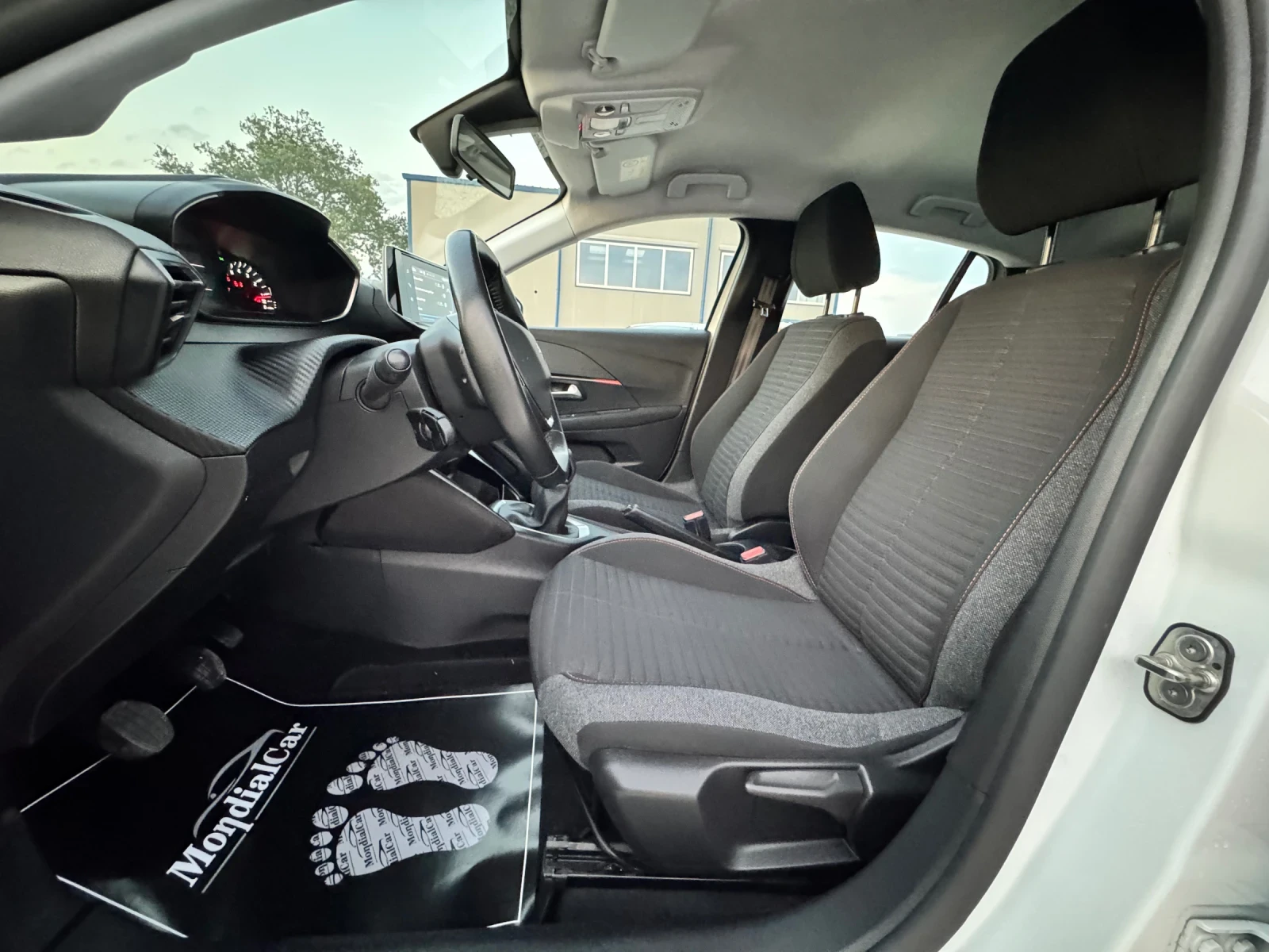 Peugeot 208 1.2 PureTech 75 S/S Active Pack - изображение 9