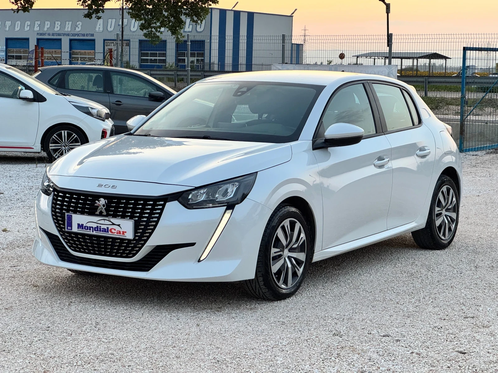 Peugeot 208 1.2 PureTech 75 S/S Active Pack - изображение 2