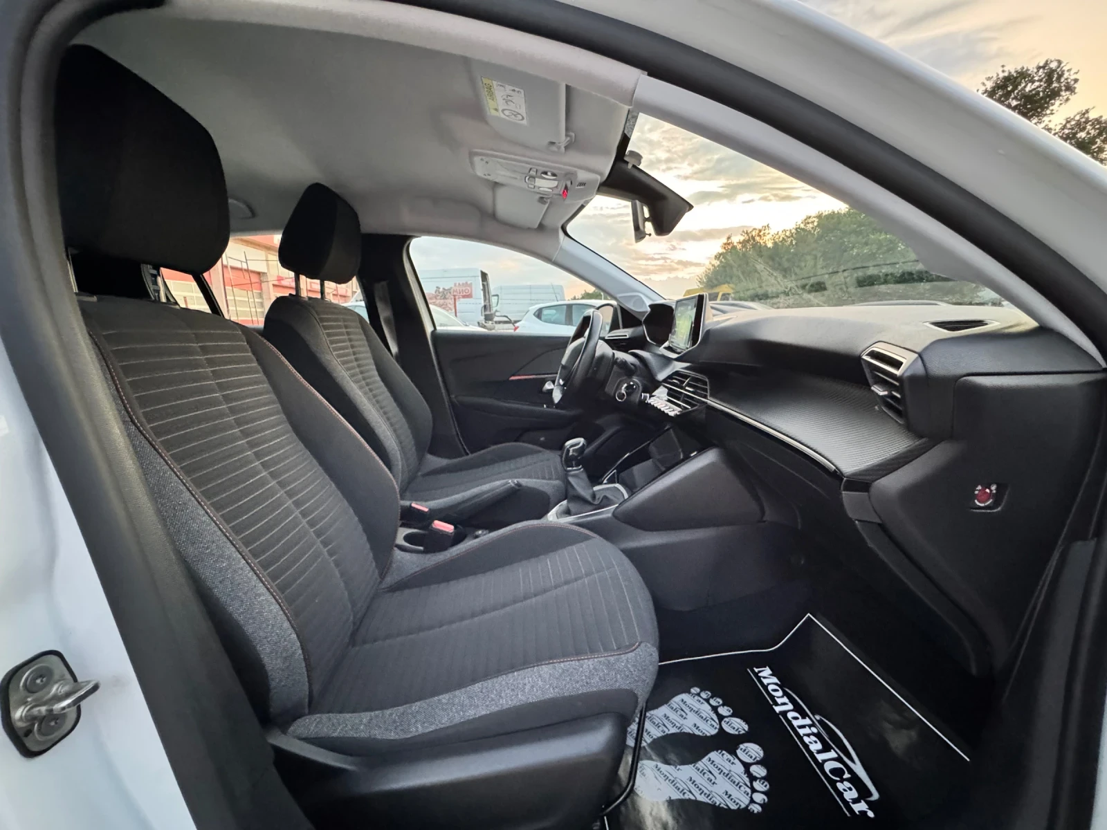 Peugeot 208 S/S Active Pack | Mobile.bg   12