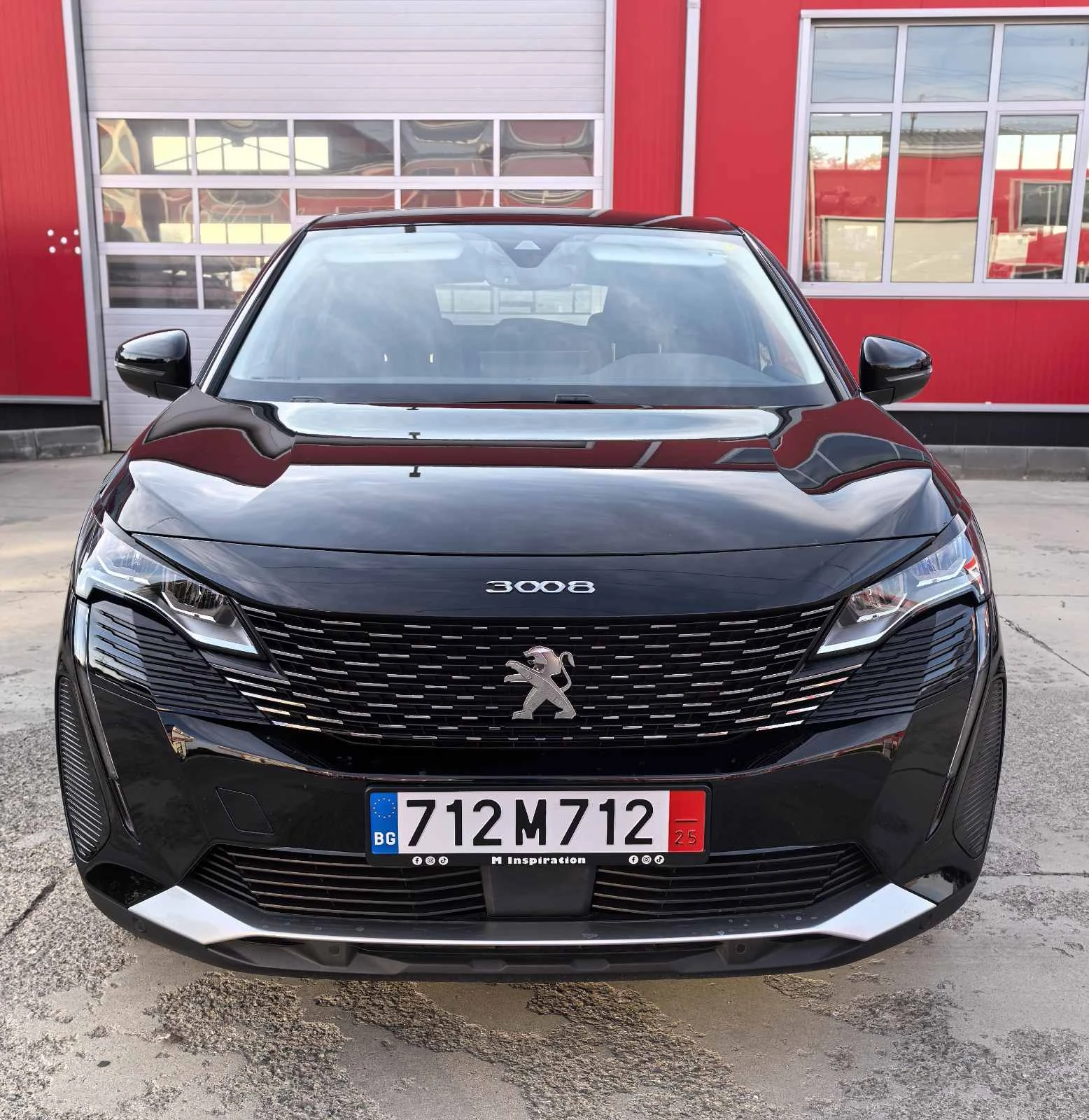 Peugeot 3008 Plug-in Hybrid 52000km - изображение 2