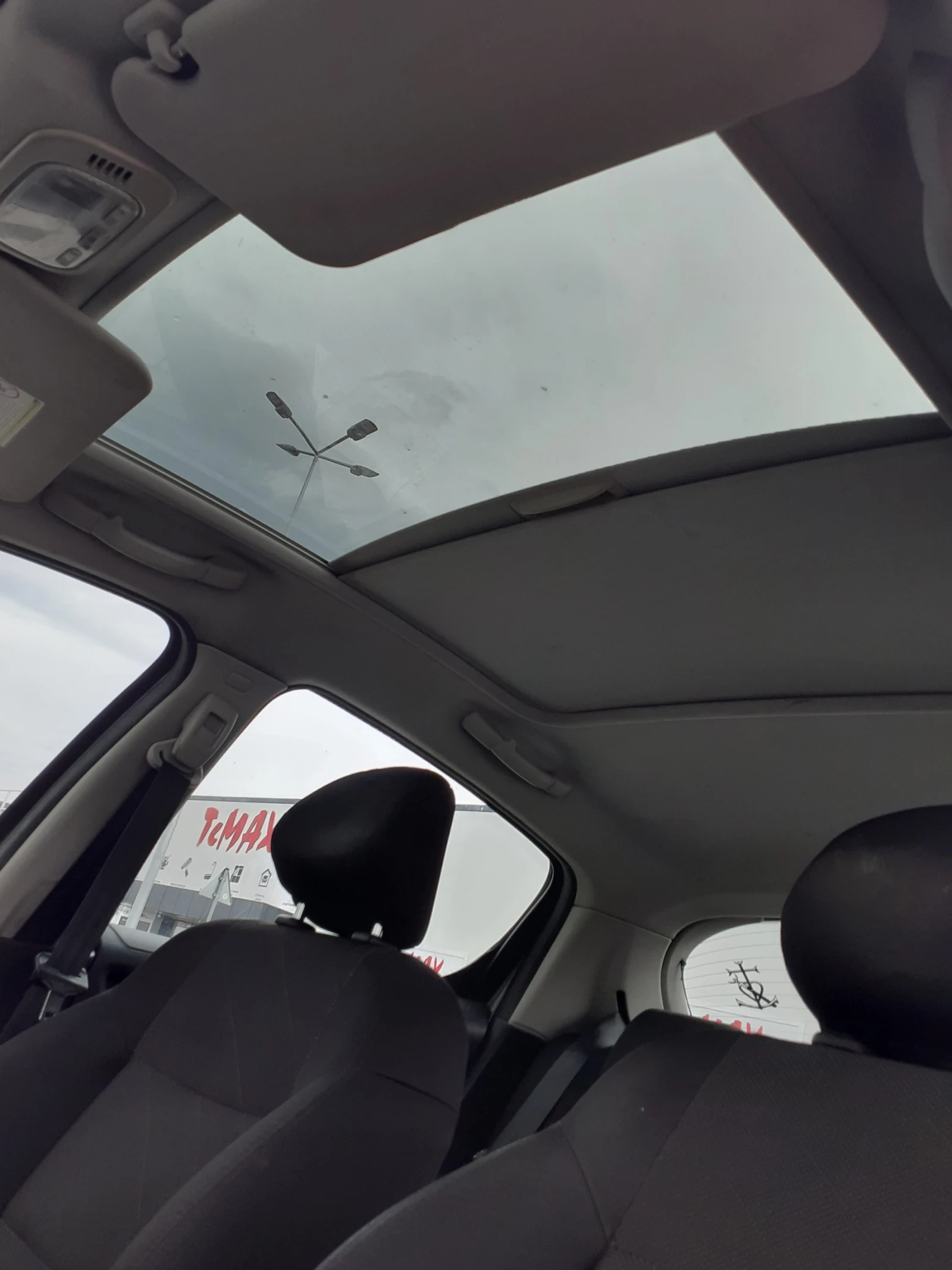 Peugeot 207 1.6HDI PANORAMA  - изображение 6