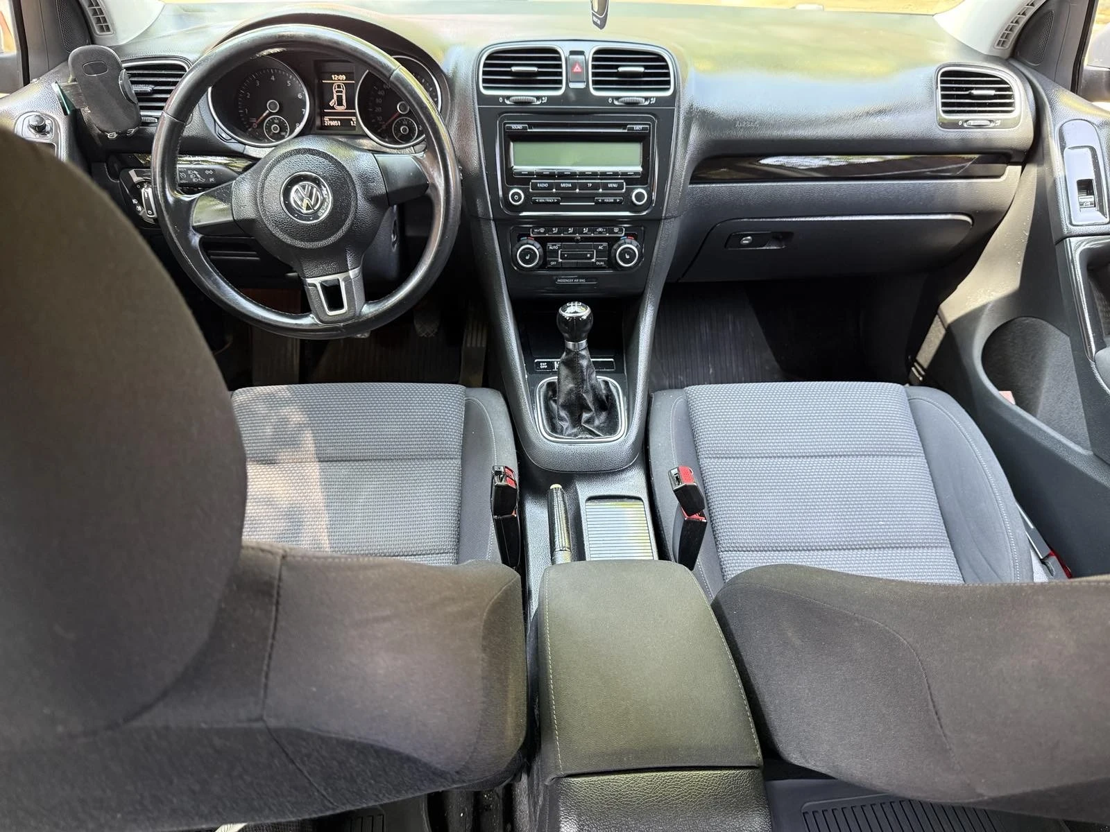 VW Golf 1.6 - изображение 10