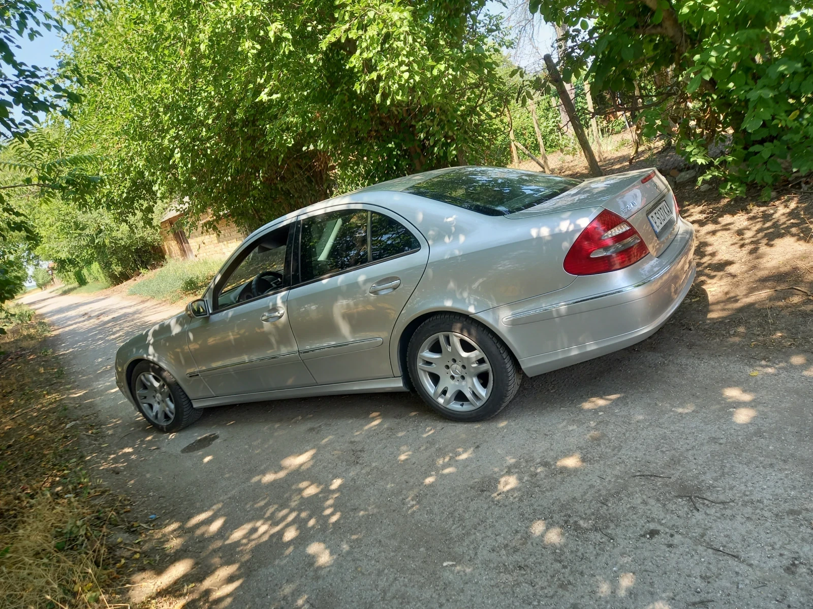 Mercedes-Benz E 270 2.7, CDI - изображение 2