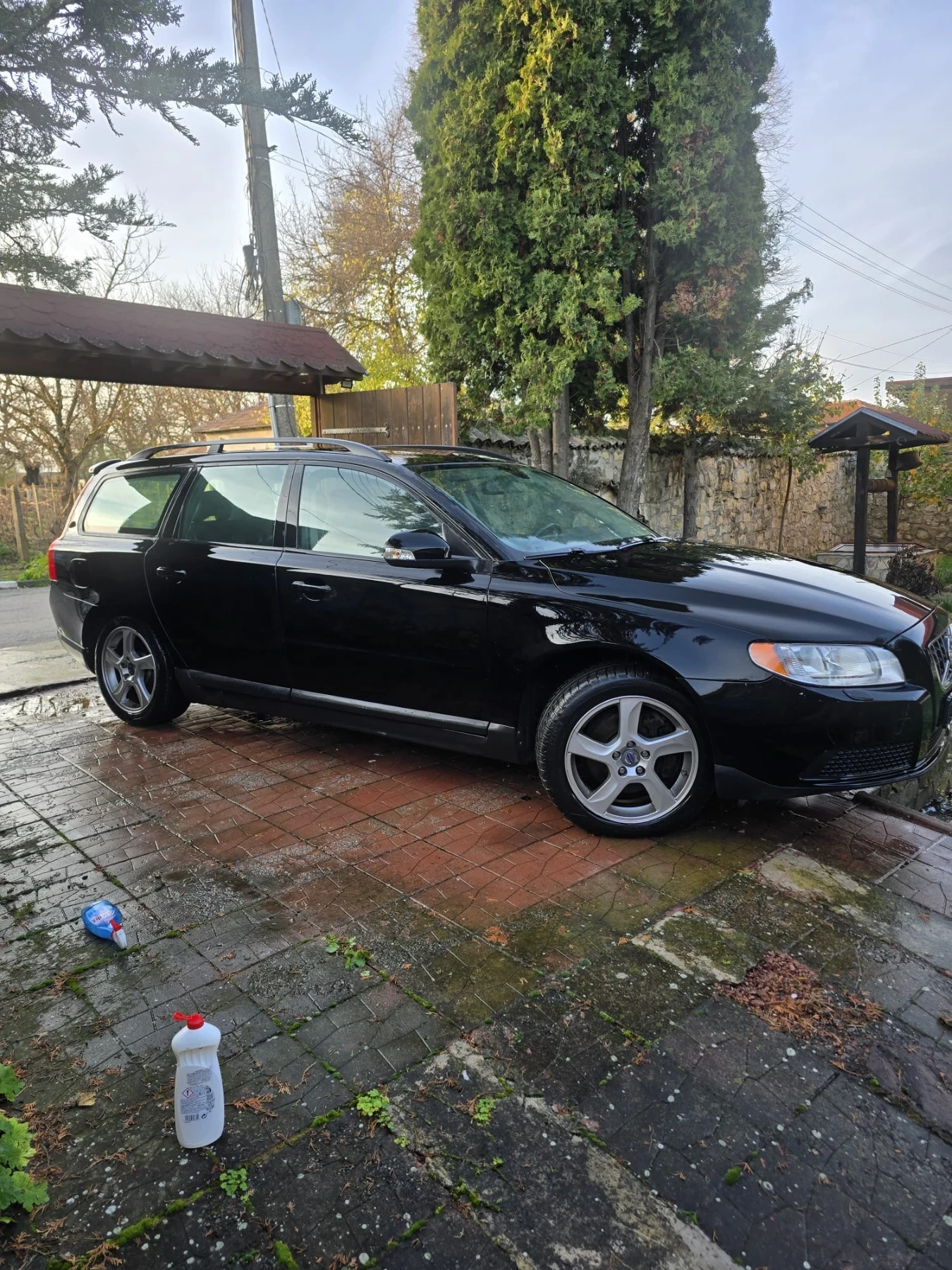 Volvo V70 2.5 FT - изображение 2