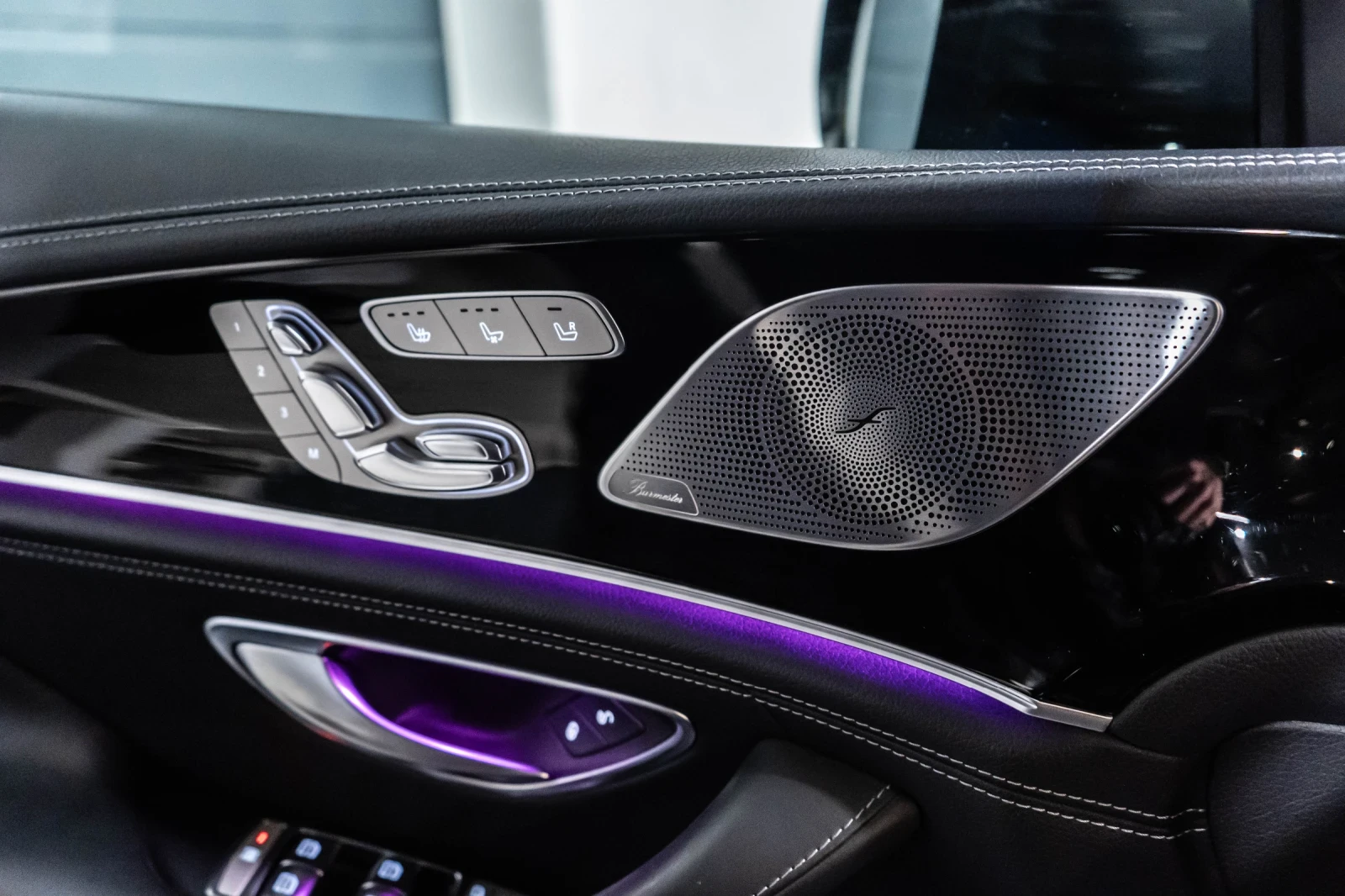 Mercedes-Benz AMG GT 53 AMG/AERO/V8 Styling/1Г Гаранция/GERMANY, снимка 13 - Автомобили и джипове - 53651692