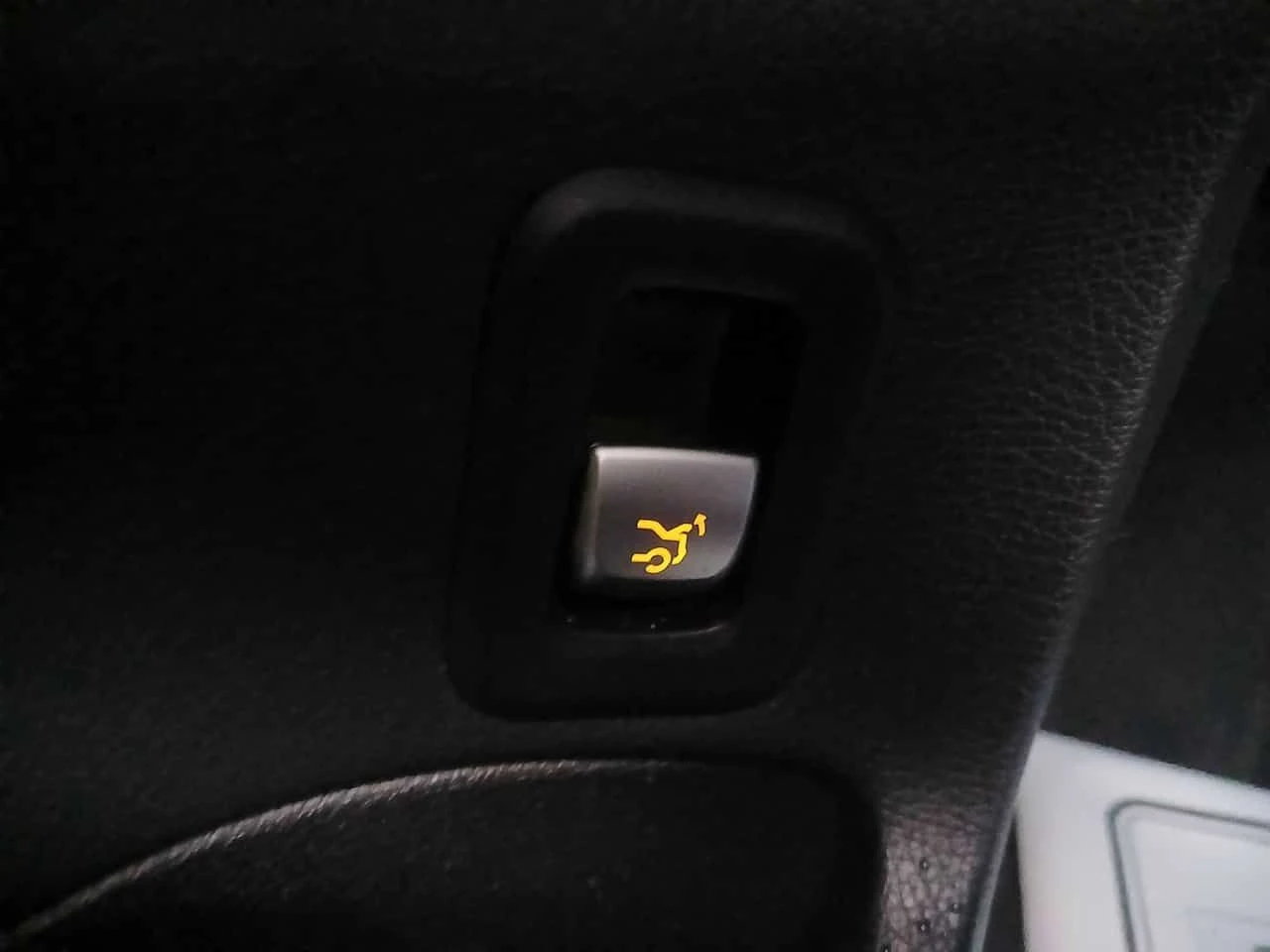 Mercedes-Benz C 400 4MATIC* DISTRONIC* BURMESTER* �������*  | Mobile.bg � ����������� 17