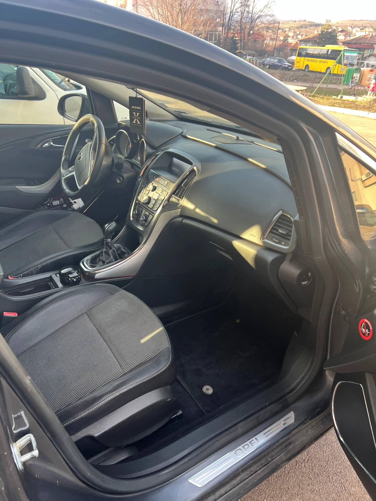 Opel Astra, снимка 5 - Автомобили и джипове - 53878291