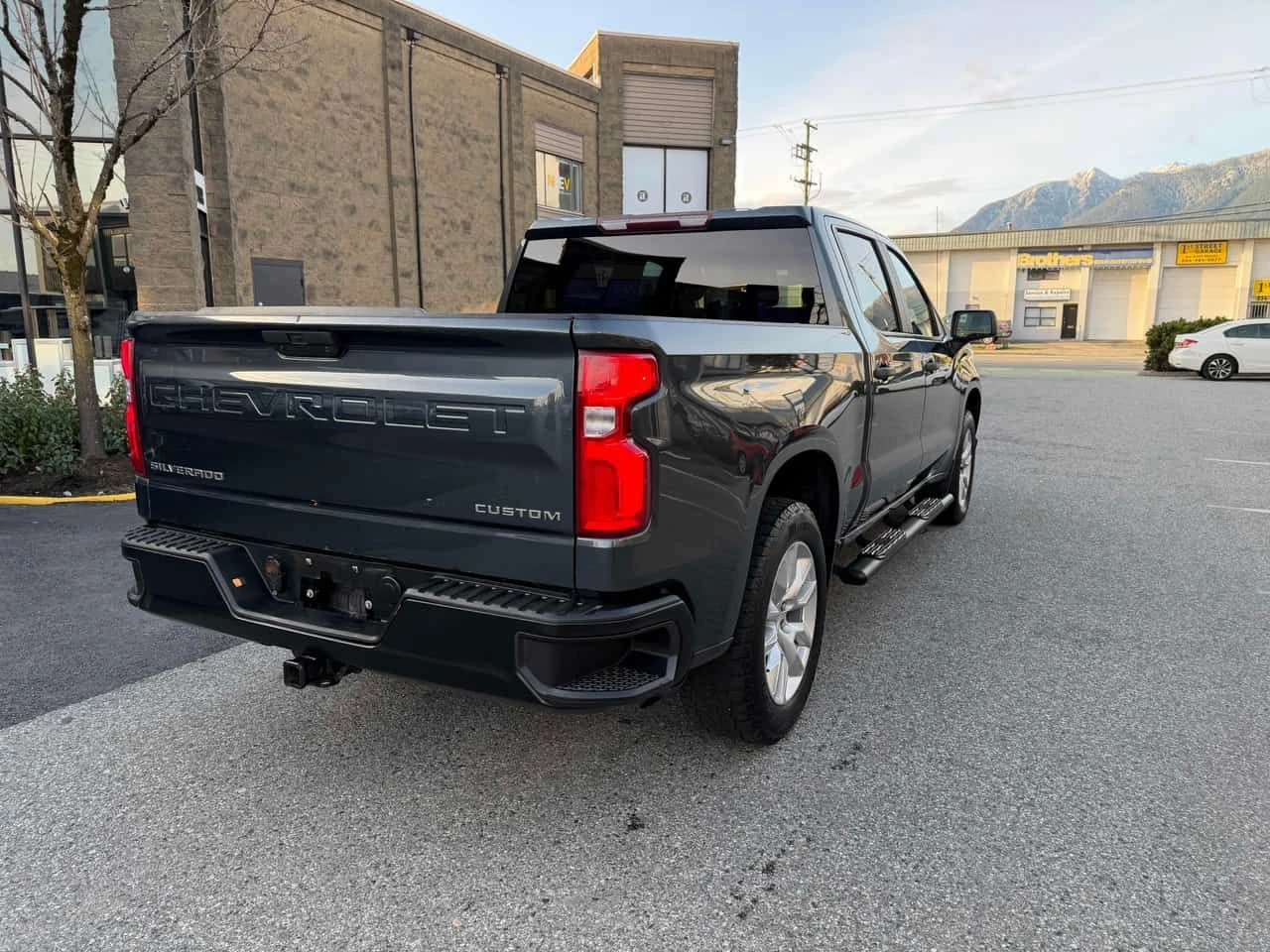 Chevrolet Silverado * Custom * KEYLESS* NAVI* , снимка 11 - Автомобили и джипове - 53895258