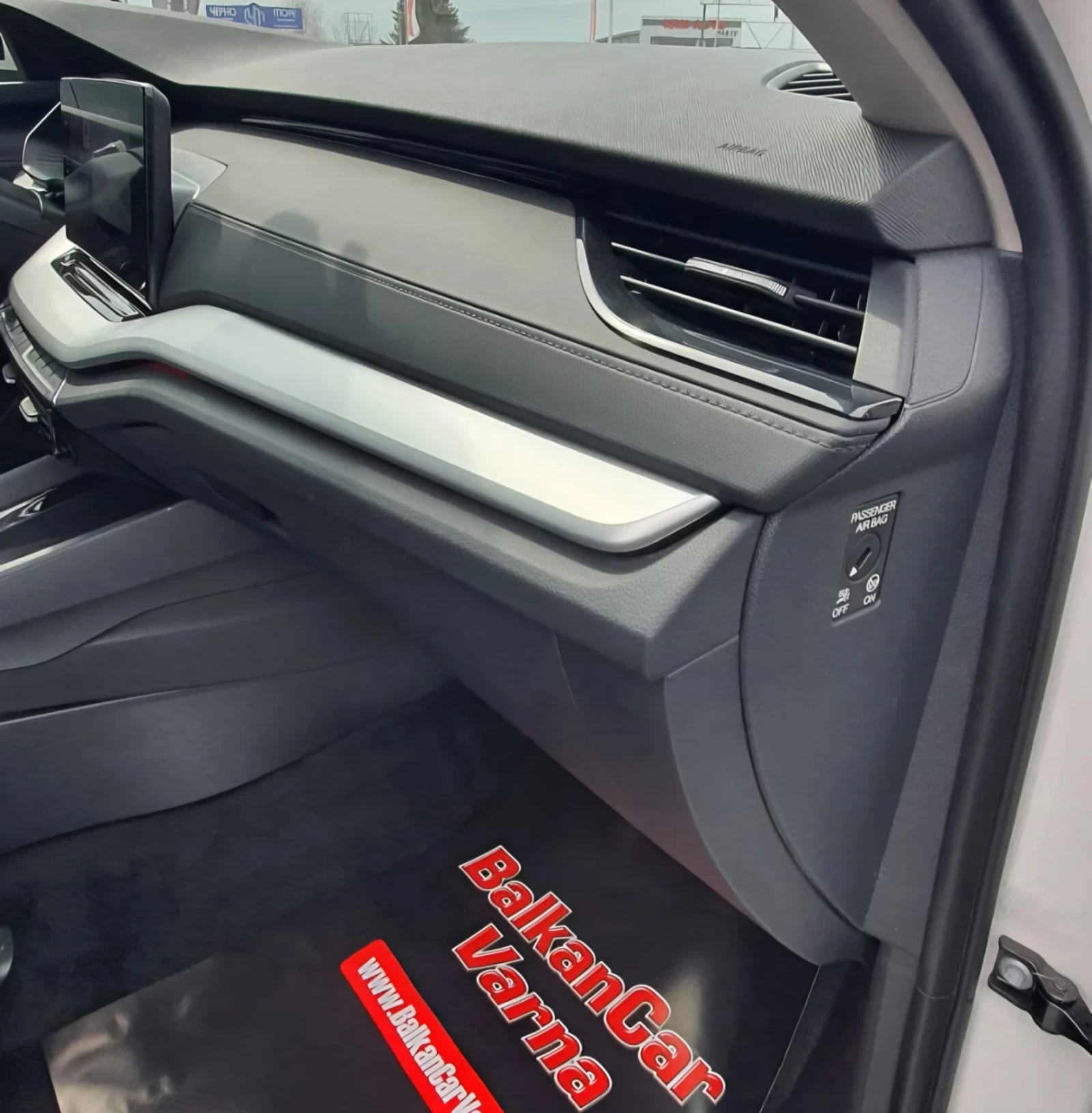 Skoda Octavia 2.0TDI Vagon Sportline DSG Euro6D, снимка 11 - Автомобили и джипове - 53923889